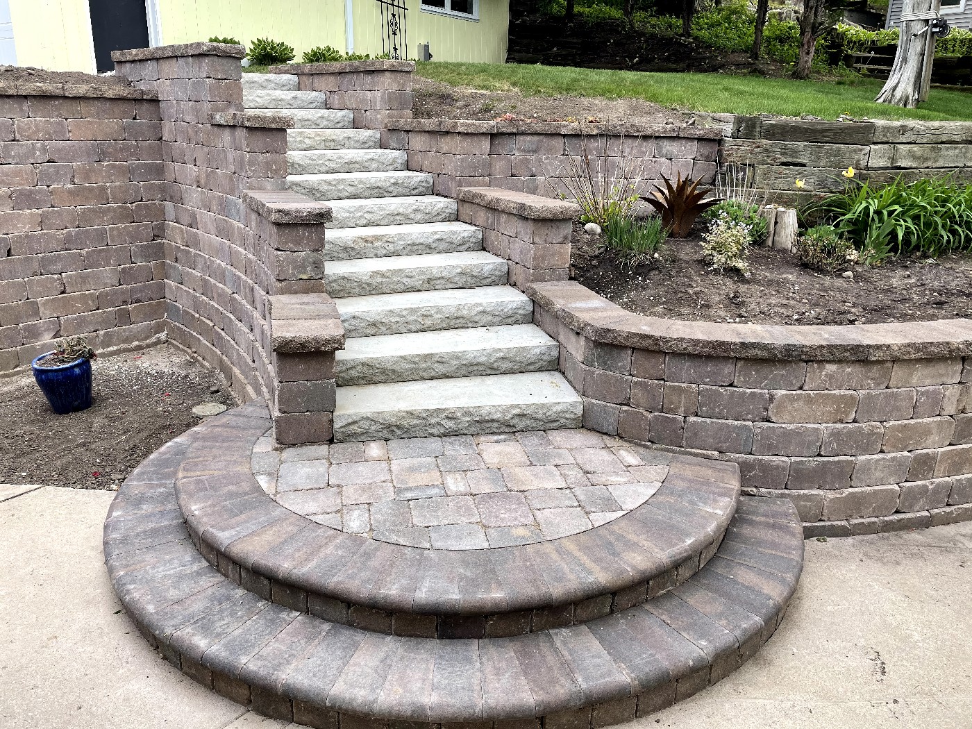 Landscape Design & Installation Projects - KEI
