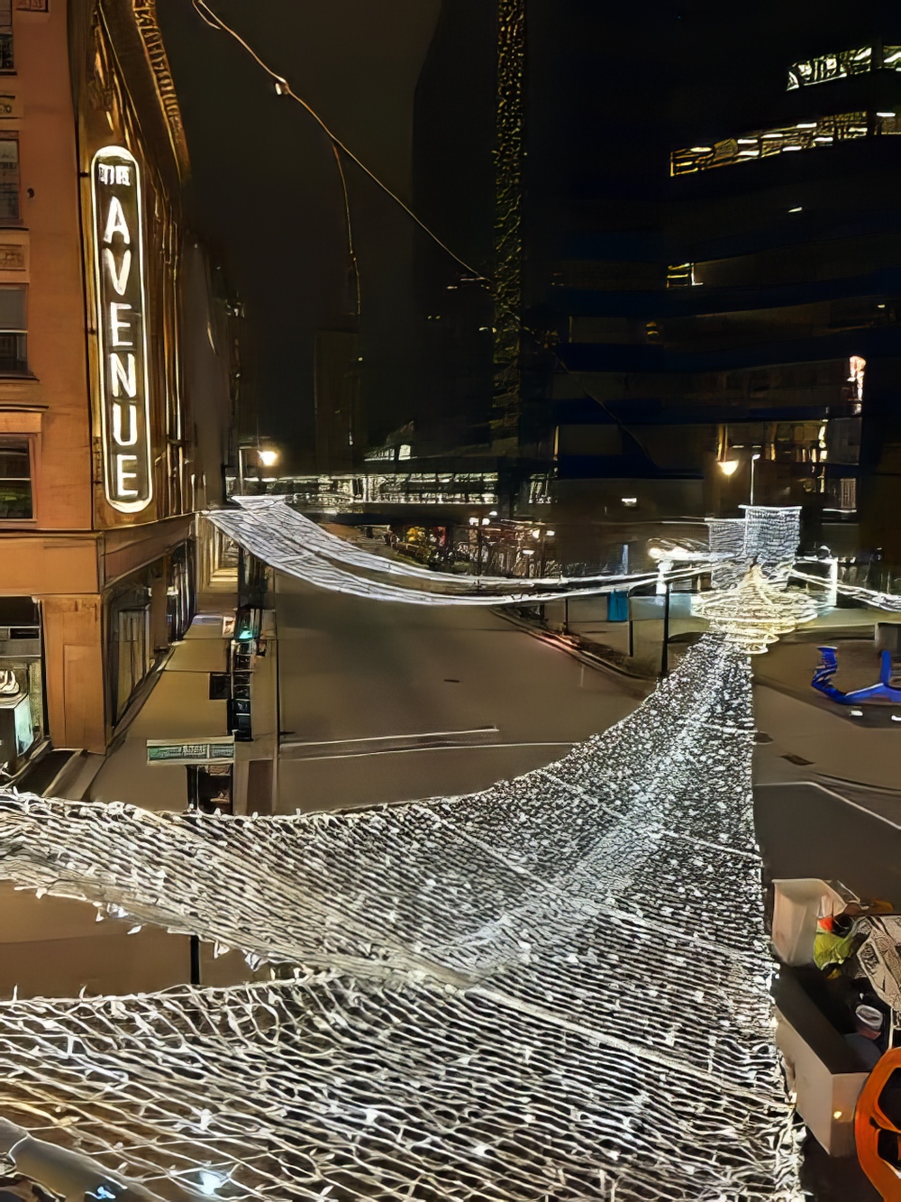 Holiday and Season Decor - KEI