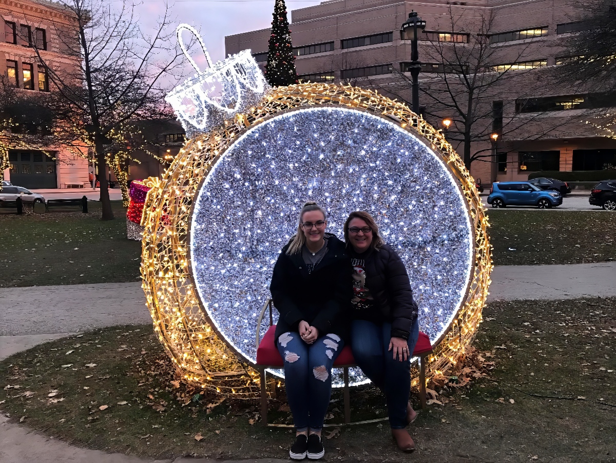 Holiday and Season Decor - KEI